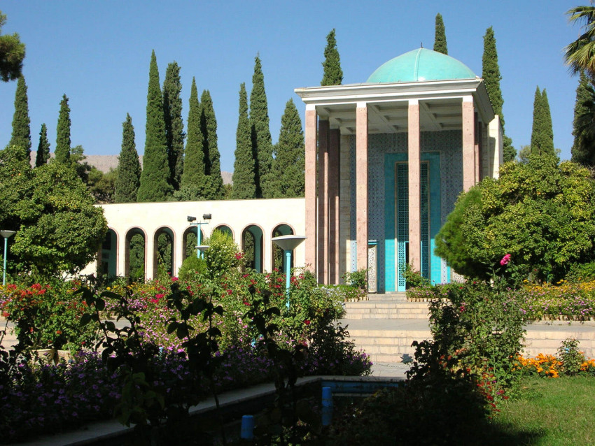 تصویر آرامگاه سعدی (سعدیه) شیراز 