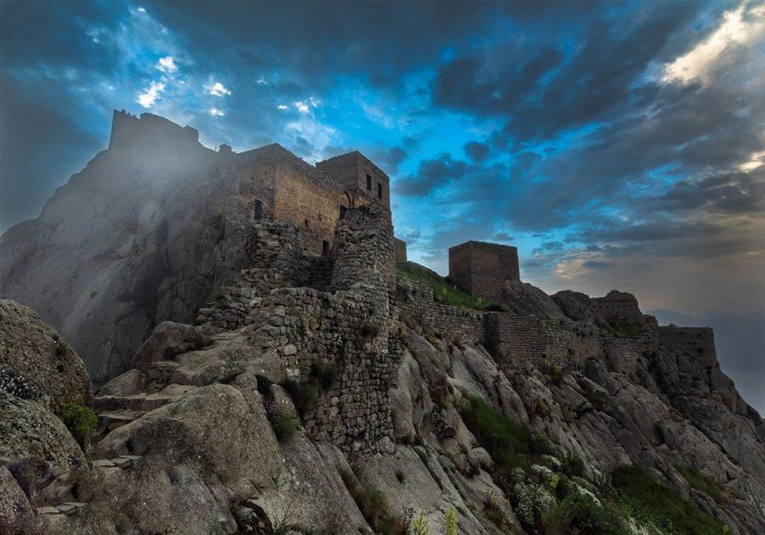 تصویر قلعه بابک کلیبر 