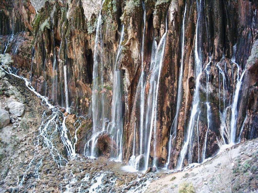 تصویر آبشار مورزیان سپیدان 