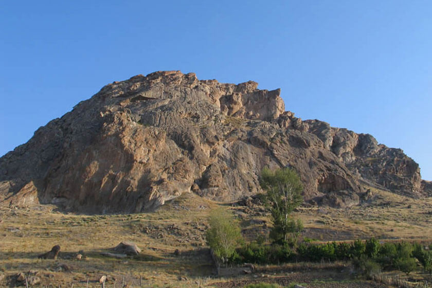 تصویر قلعه آدم خوار (بوینی یوغون) اردبیل 