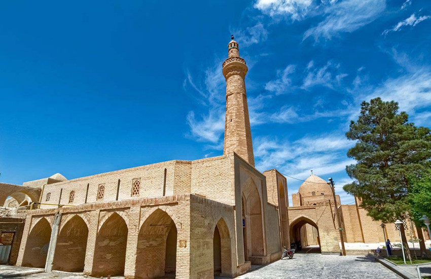تصویر مسجد جامع نائین 