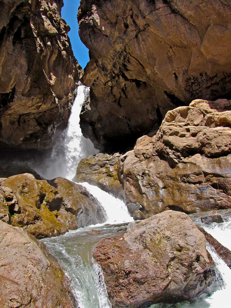 تصویر آبشار و روستای اورازان طالقان - 2