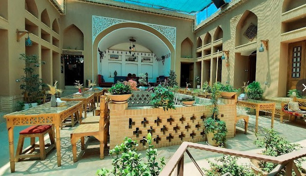 تور یزد 2 شب و 3 روز از مشهد - اقامتگاه سنتی یزدان گرد یزد
