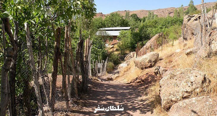 روستای کرکبود