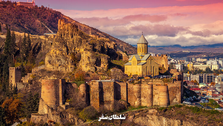 قلعه ناریکالا