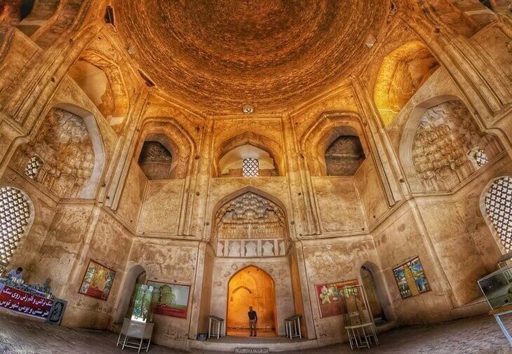 بقعه هارونیه مشهد