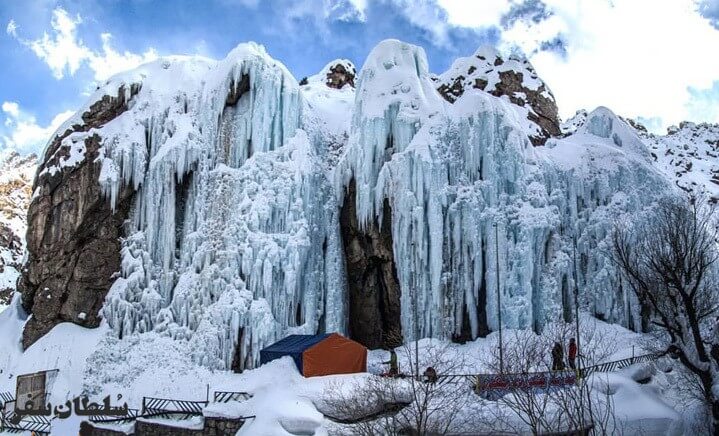 آبشار یخی هملون تهران