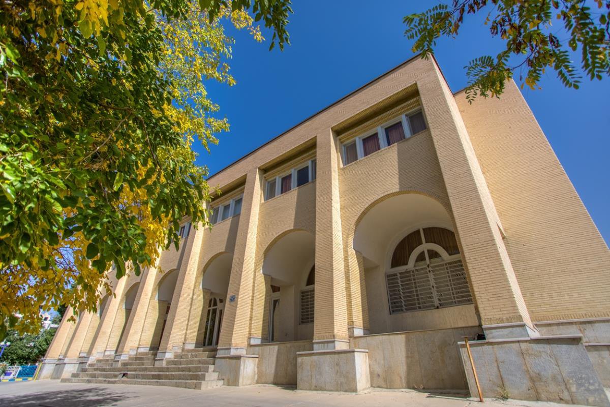 تصویر هتل جهانگردی شهرکرد