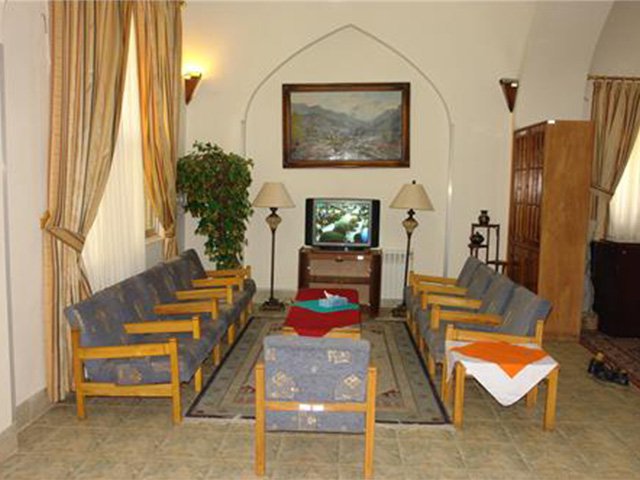 تصویر هتل جهانگردی دامغان