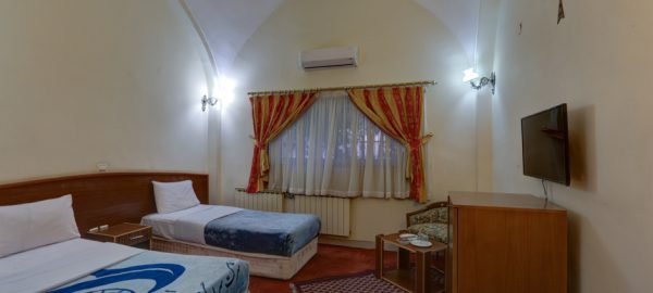 تصویر هتل جهانگردی ماهان
