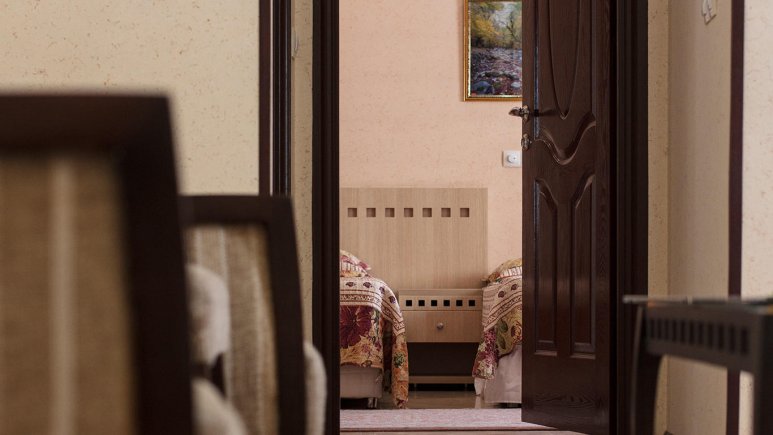 تصویر هتل آپارتمان مهرگان تهران