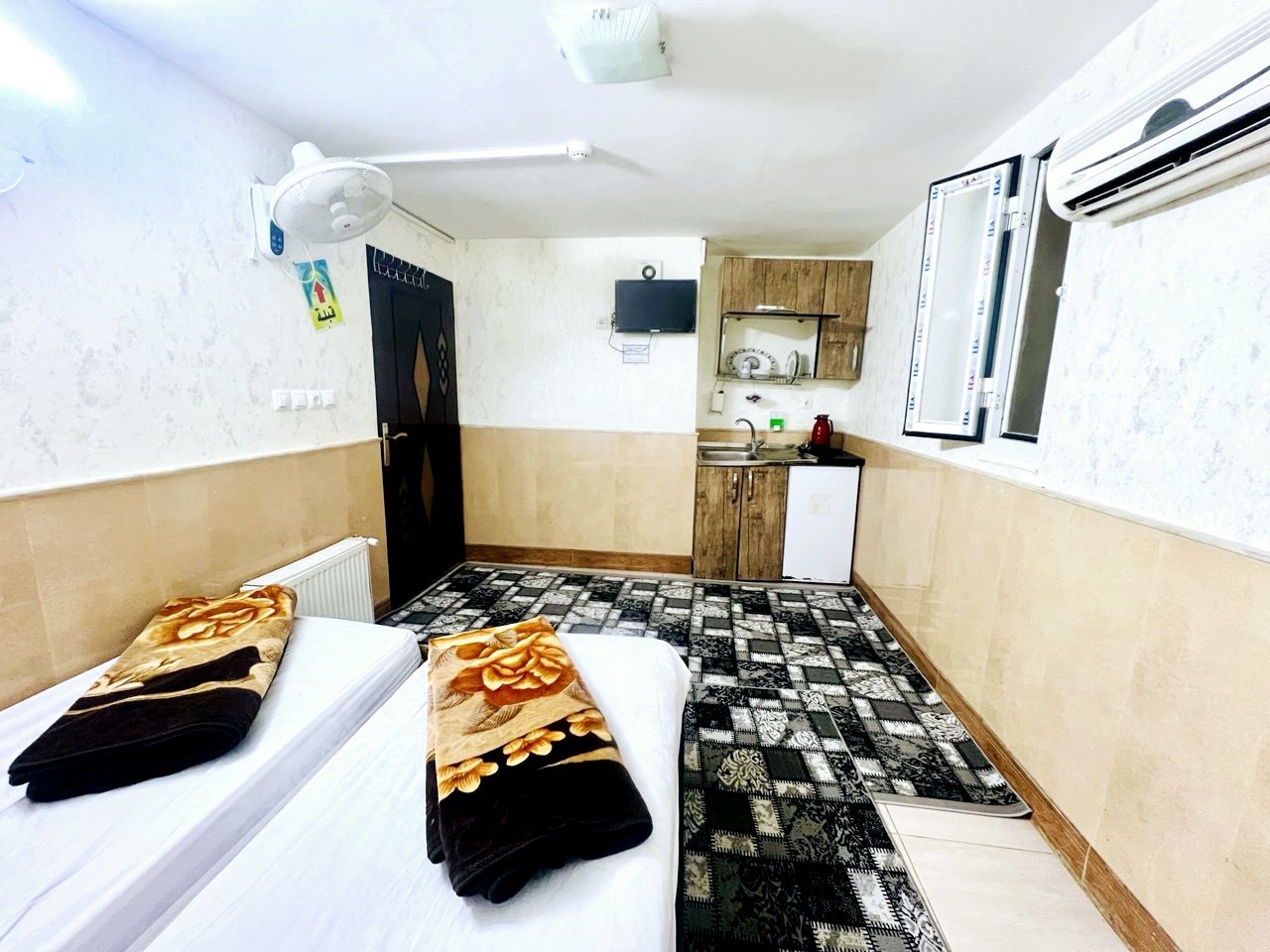 تصویر اتاق دو تخته (مهمانسرای مختار کد 105)