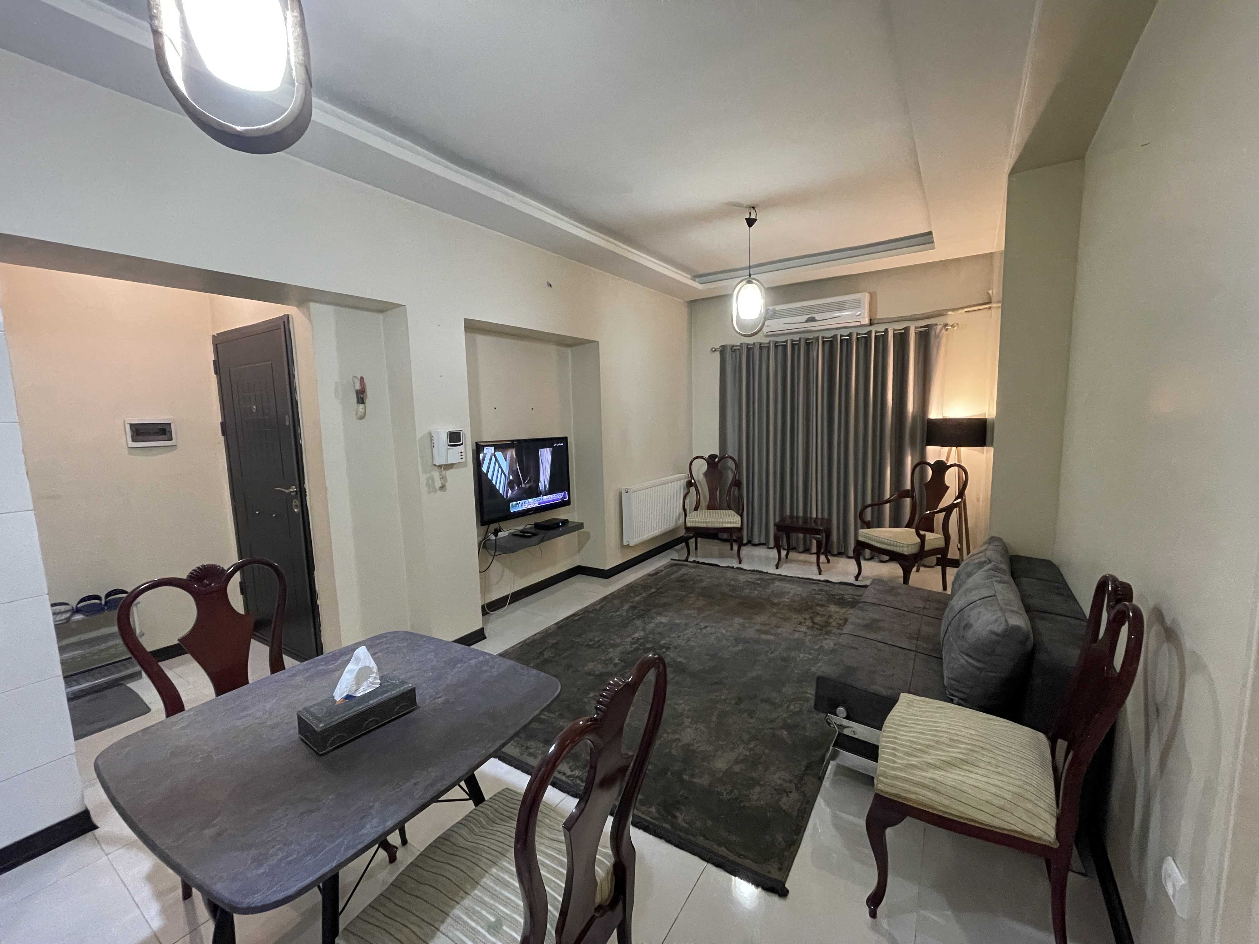تصویر آپارتمان یک خوابه (در خیابان فرصت)