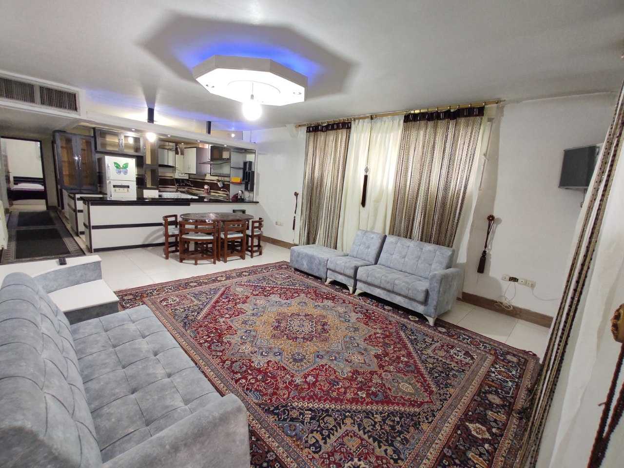 تصویر آپارتمان دو خوابه کنار آرامگاه حافظ