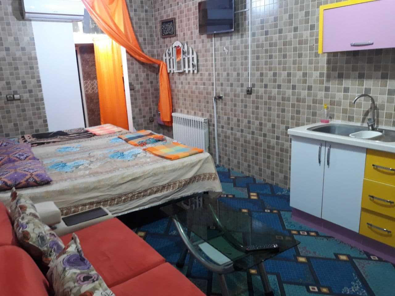 تصویر اتاق سه تخته مهمانسرای مجلل (واحد 10)