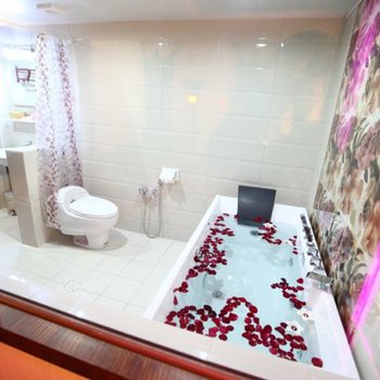 تصویر هتل آوین اصفهان