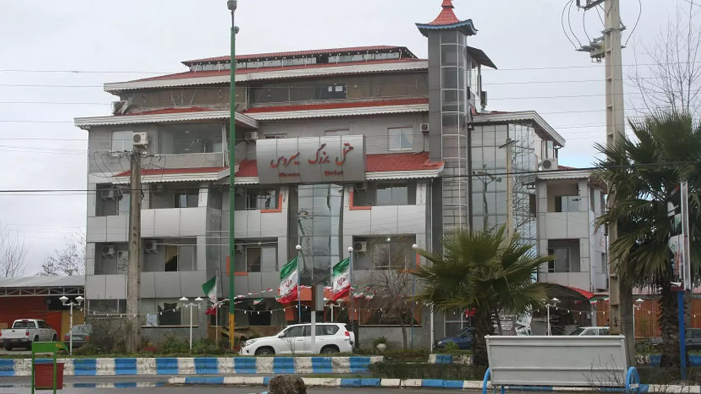 تصویر هتل سیروس رودسر