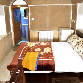 تصویر هتل سنتی یه تا خور و بیابانک