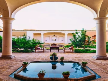 نما و لابی