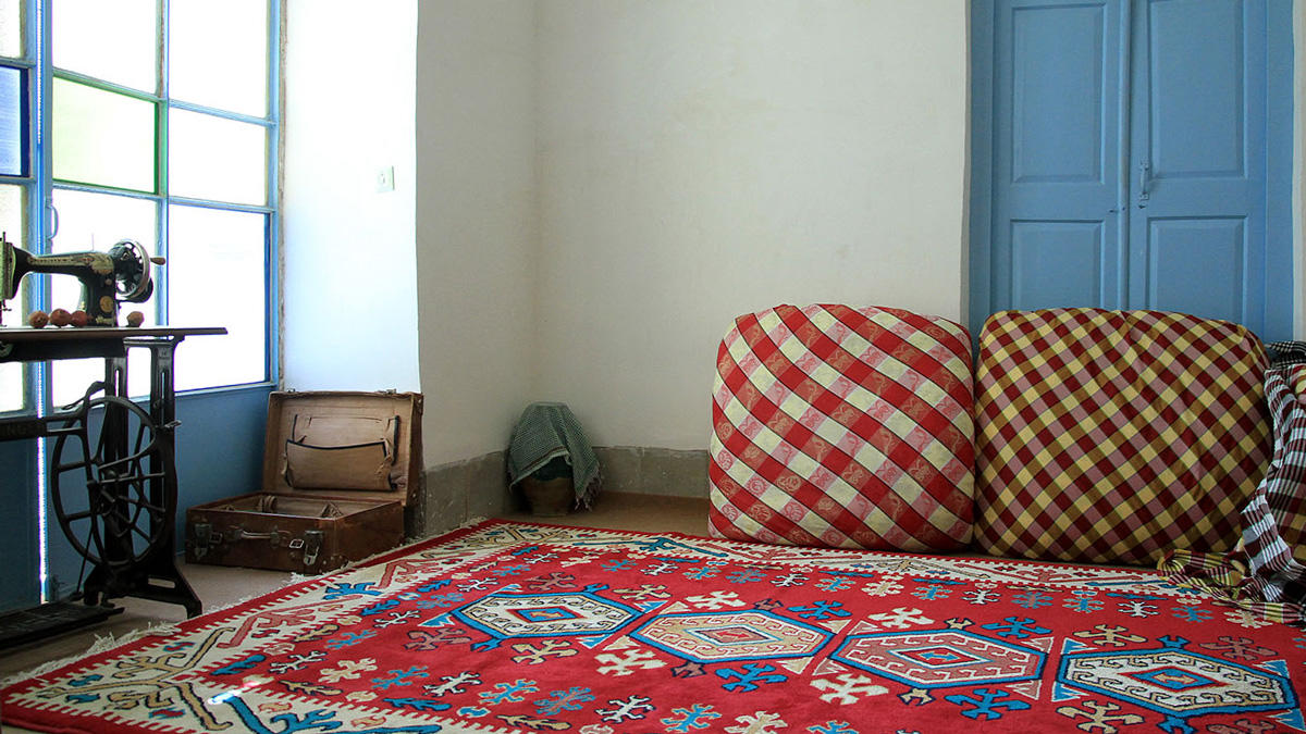 تصویر اقامتگاه بوم گردی نار تی تی تفت
                                 