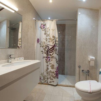 تصویر هتل جمیل قم