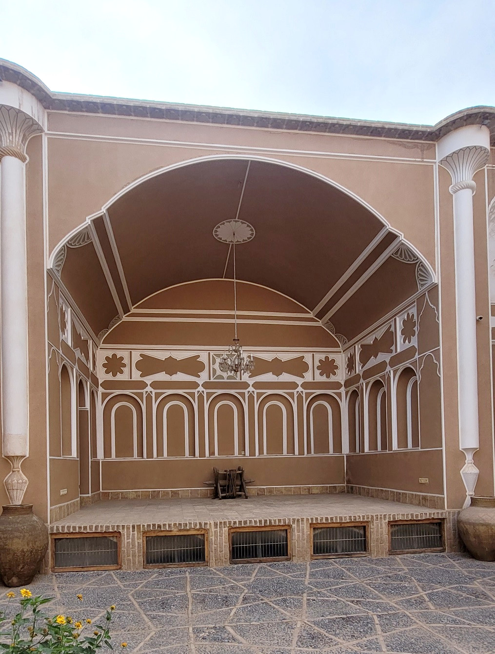 تصویر اقامتگاه بوم‌گردی سنتی خانه سه نیک یزد