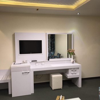 تصویر هتل راه و ما یزد