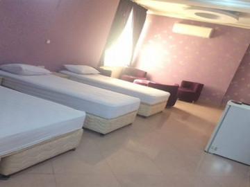 عکس هتل مهر نیشابور