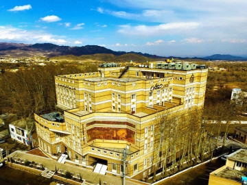 عکس هتل قصر جهان نطنز