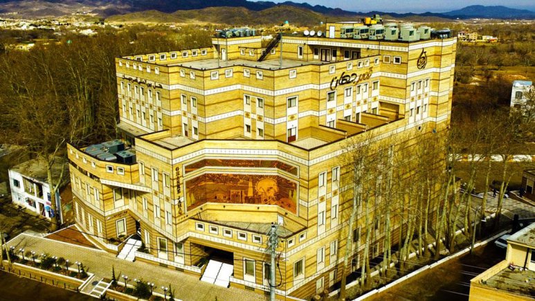 تصویر هتل قصر جهان نطنز