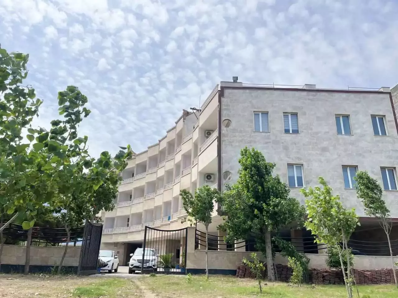 تصویر هتل همیاران فریدونکنار