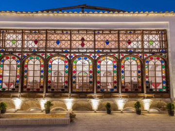 عکس هتل قصر منشی اصفهان