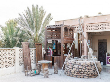 عکس اقامتگاه سنتی لَرد