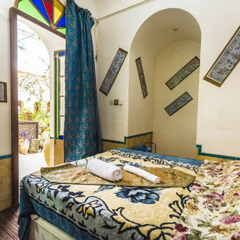 تصویر اقامتگاه سنتی دوستانه یزد