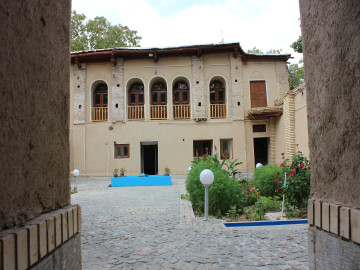 تصویر  اقامتگاه دیرا 