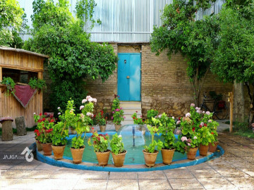 تصویر رزرو خانه باغ سنتی در شیراز - اتاق بیژن سمندر