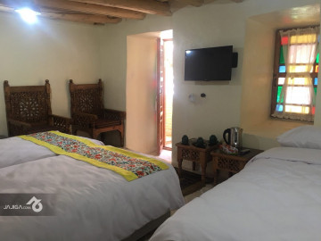تصویر رزرو اتاق در هتل سنتی در زنجان - سه تخته بالا
