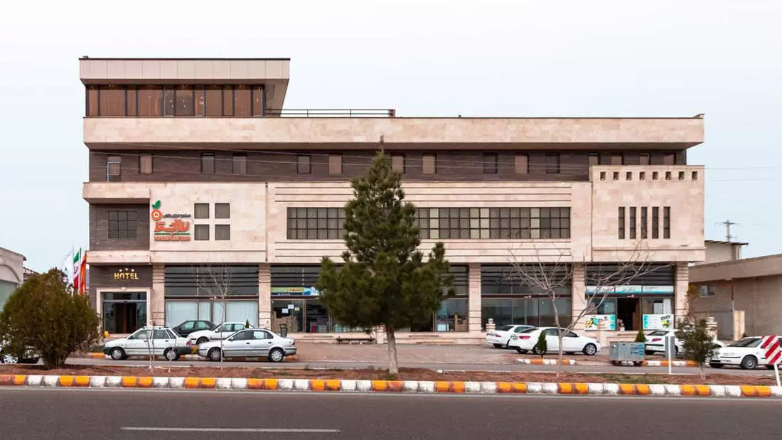 تصویر نارنجستان جلفا