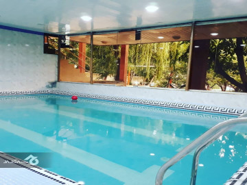 تصویر اجاره باغ ویلا در کردان با استخر سرپوشیده آب گرم