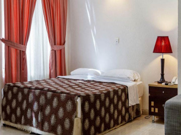 عکس هتل آفتاب شرق کیش