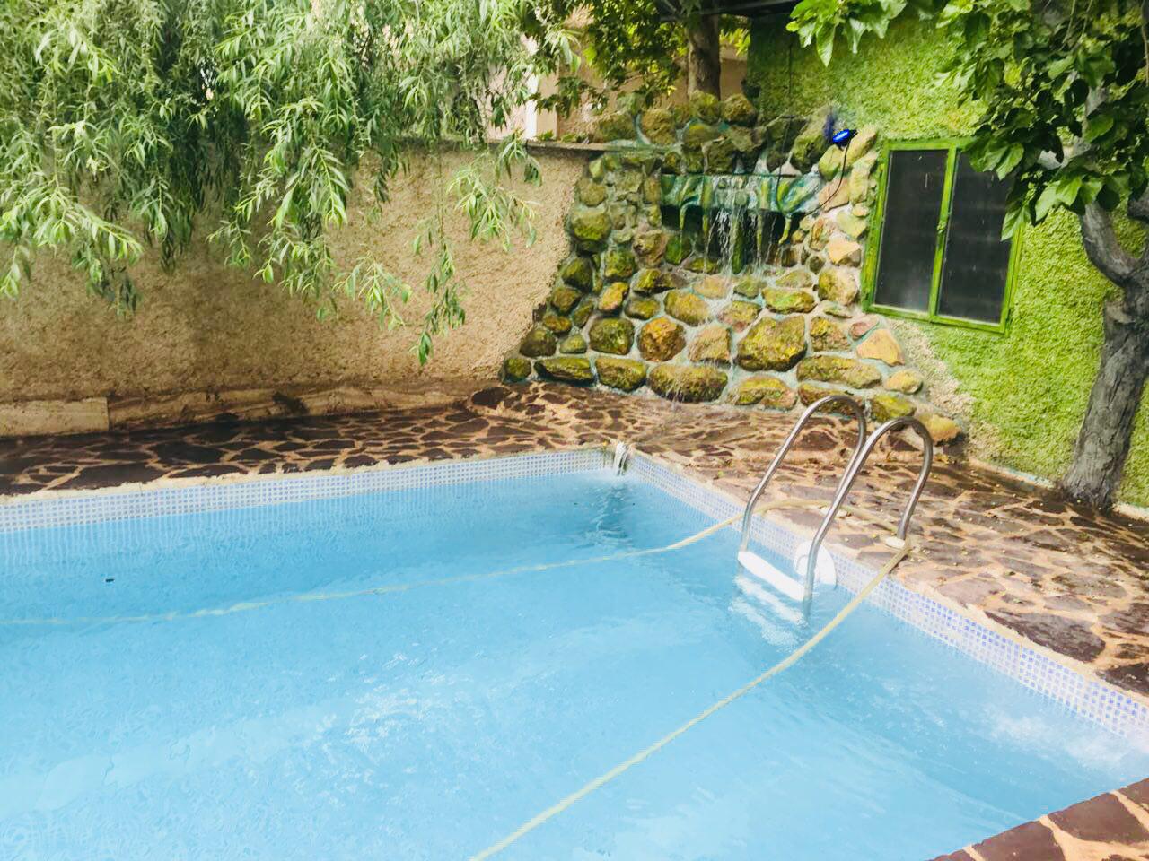 عکس استخردار