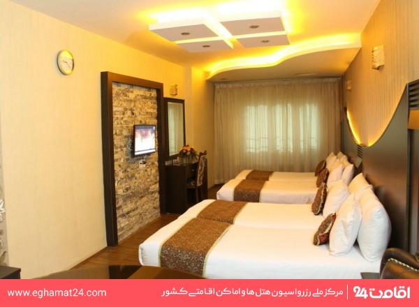 تصویر هتل بابا طاهر همدان