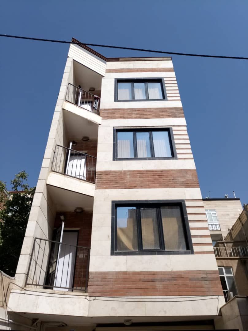 عکس زمانی طبقه سوم