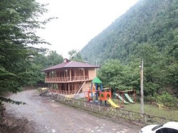 تصویر کلبه چوبی جنگلی در چسلی ماسال-طبقه ی بالا