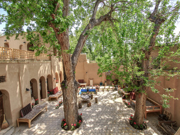 تصویر اقامتگاه بومگردی در نطنز اصفهان - دو دری