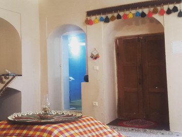 تصویر اقامتگاه بومگردی در نطنز اصفهان - دو دری
