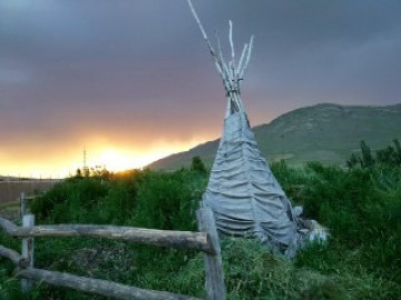 تصویر کلبه روستایی در جاده سراب کرمانشاه