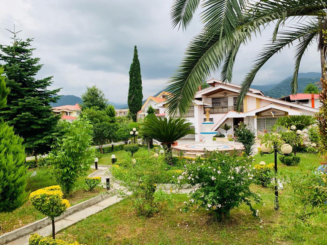 عکس ویلا با استخرسرپوشیده در معلم رامسر