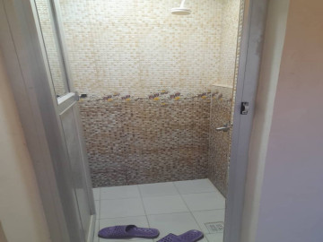 تصویر ویلا استخر سرپوشیده آبگرم در رسالت