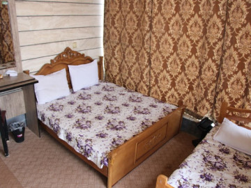 عکس یاس سفید اتاق 110